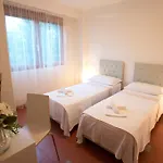 Aparthotel Lacroma 4*