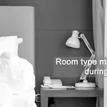Lacroma Aparthotel
