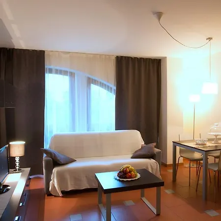 Aparthotel Lacroma Grado