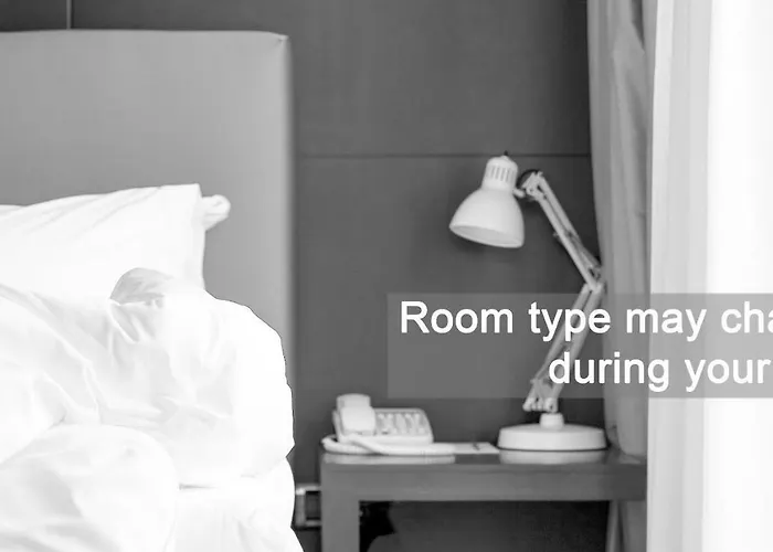 Lacroma Apartmanhotel